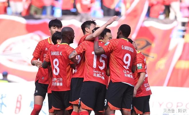 从1-0至4-3！中甲二强“双双绝杀”对手，辽宁队高兴的太早了