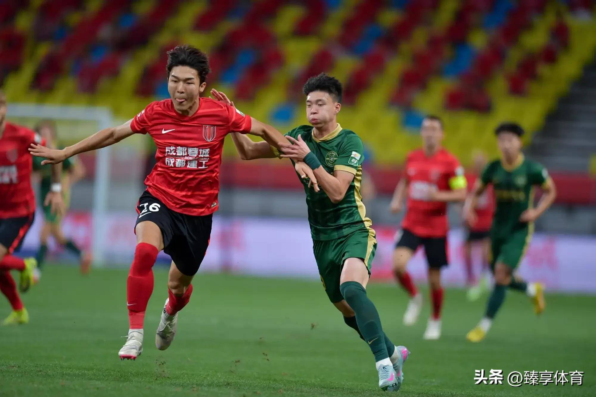 随着蓉城5-0大胜新鹏城，国安4-0，泰山3-1，中超最新积分榜出炉的简单介绍